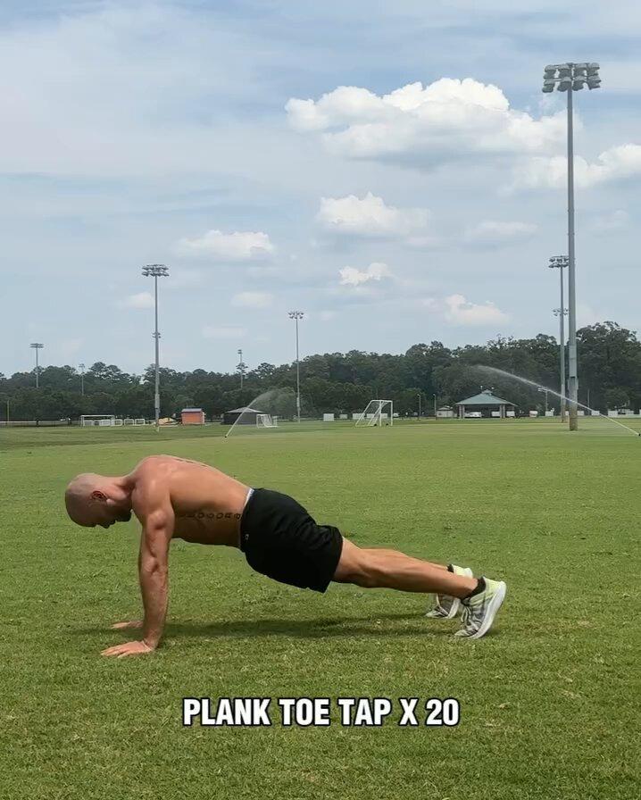 20 Plank Toe Taps - Anti-Rotation Core Builder.jpg